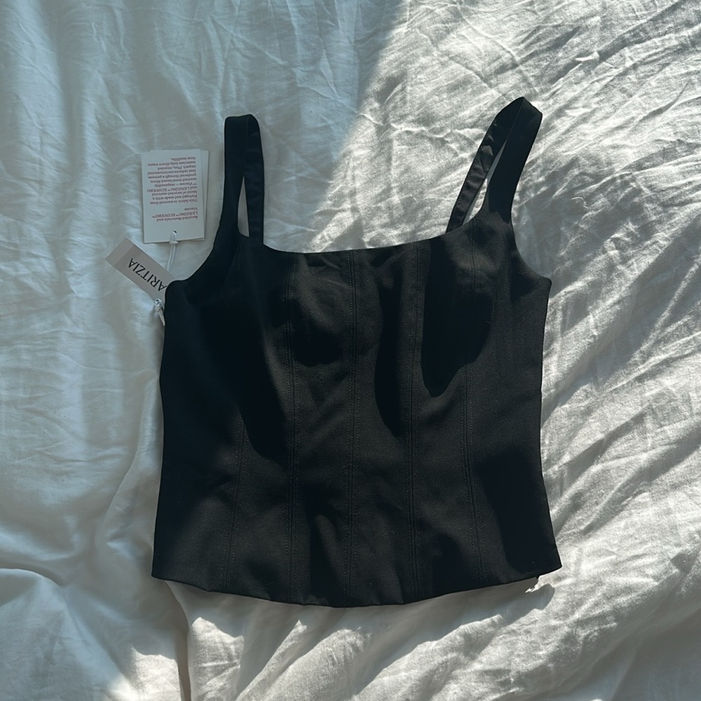 Aritzia Roulade Top - Picture 2 of 3